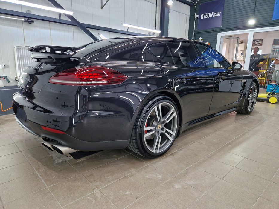 Porsche Panamera 4.8  PDK Turbo