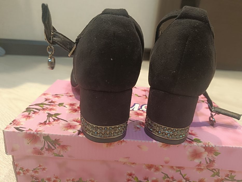 Продаются бассаножки