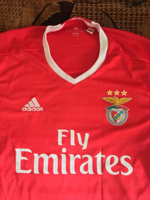 Оргинална фанелка Adidas и Benfica / Бенфика, Размер L, Нова