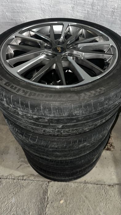 235/45 R18 Диск комплект шины летний