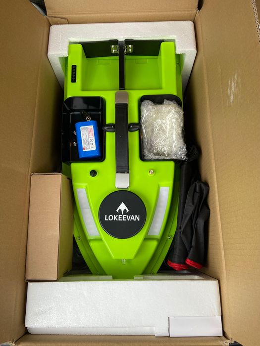 Лодка за захранка D19 GPS-100 точки
