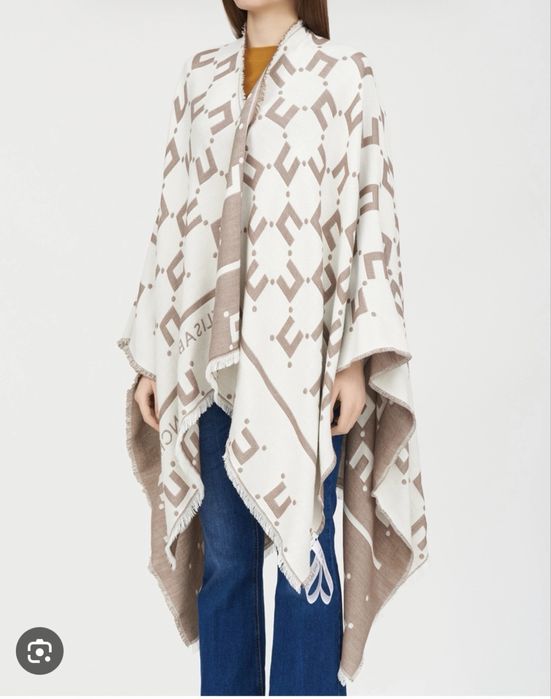 Чисто нов шал/ пончо Elisabetta Franchi