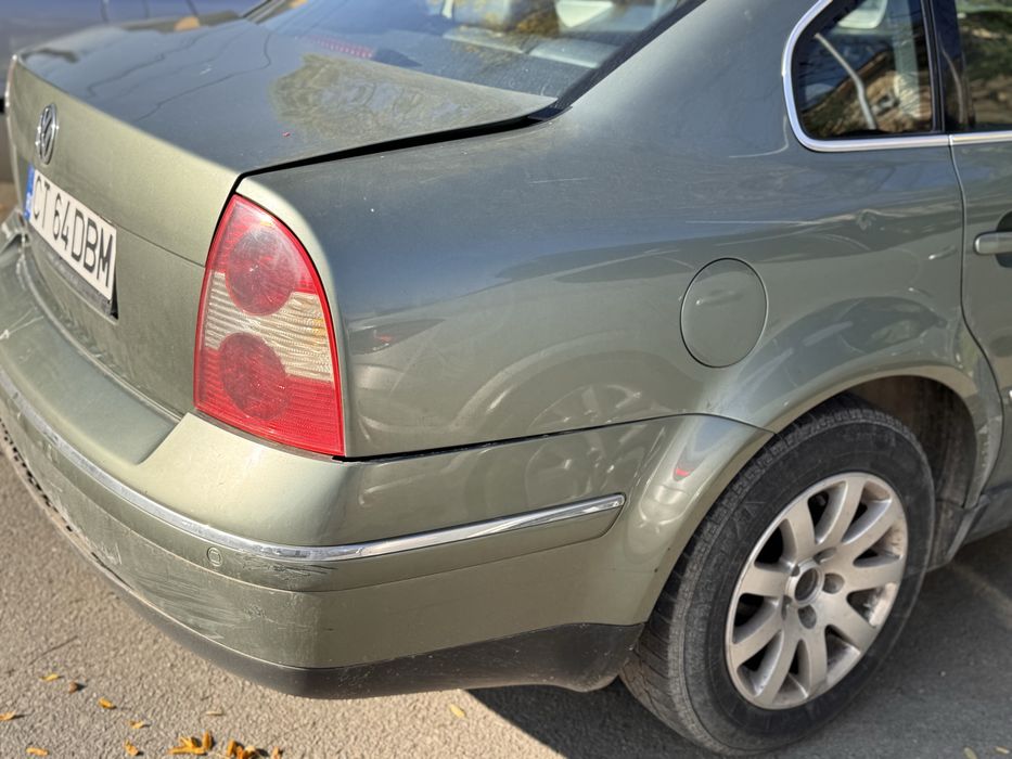 Vand VW passat  pentru dezmembrare