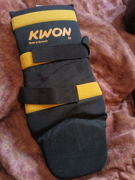 кикбокс комплект за дете S M размер топ тен top ten kwon