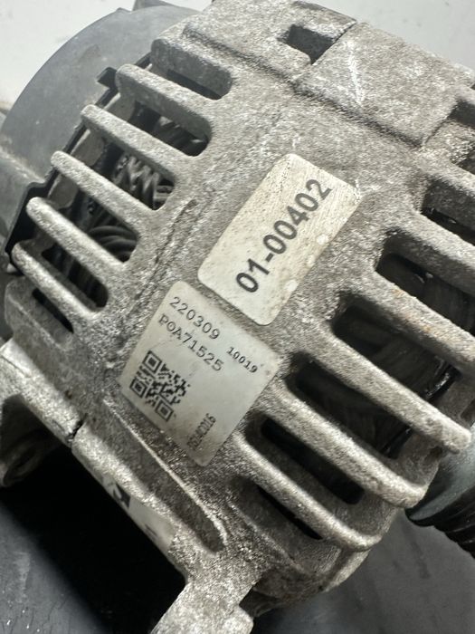 Alternator Volkswagen Vw Passat B6 2.0 TDI BKP CBAB BMP BMR 437555