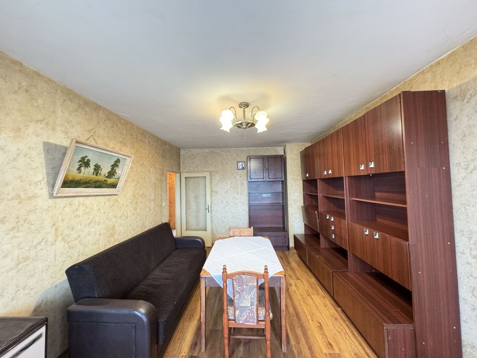 Продава апартамент две стаи и кухня в гр. Казанлък
