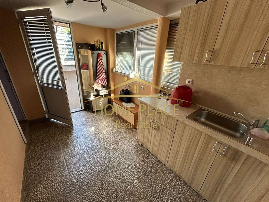 Продава се Къща в Варна, Автогара - 105 кв.м за 1381 €/кв.м - Снимка #1