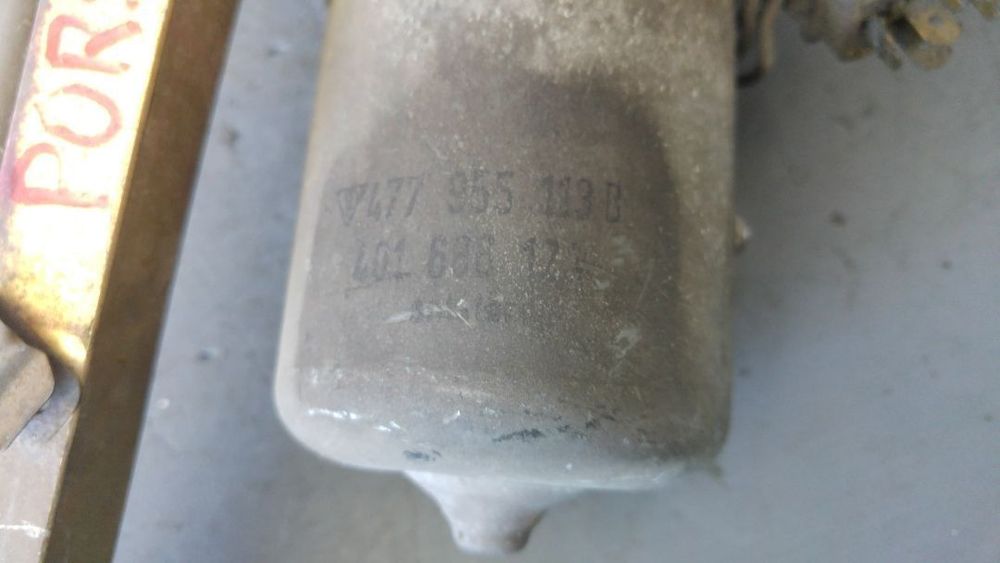 Ansamblu stergatoare motoras porsche cayenne 944 1981-1991 477955113b