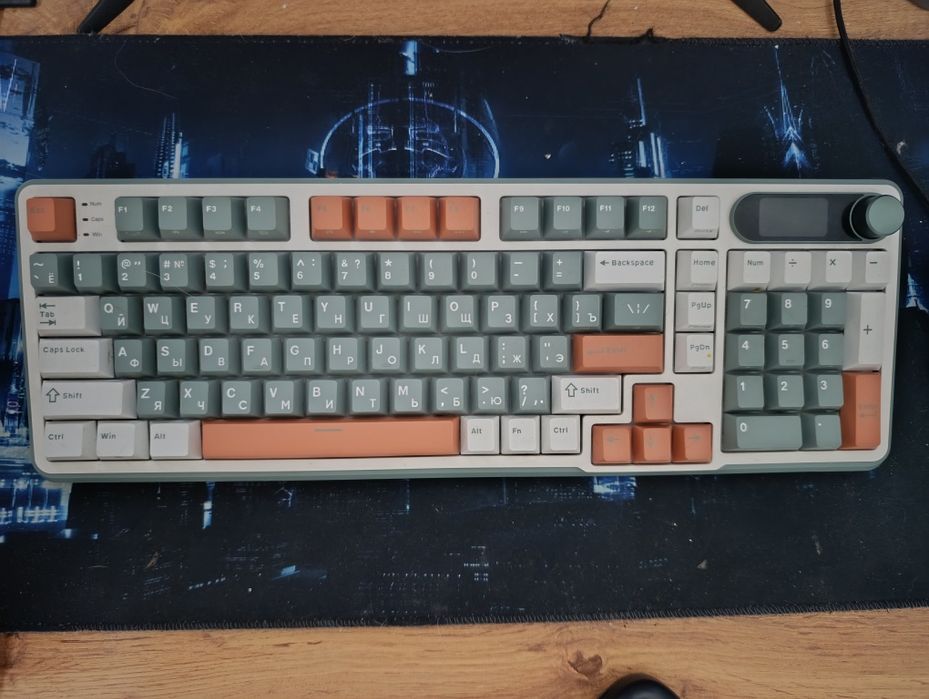 Игровой ПК, с компьютерным креслом