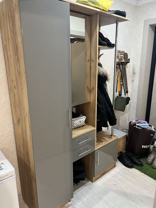 Шкаф в прихожую