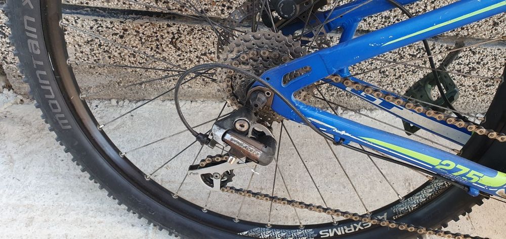 Велосипед GT 27.5 планински бегач mountain bike