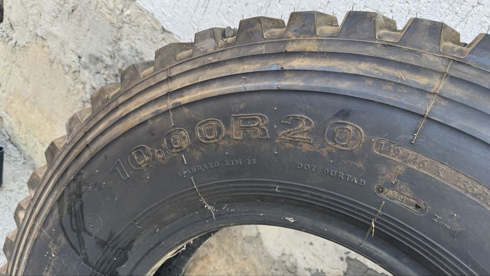 Резина 10.00 R20