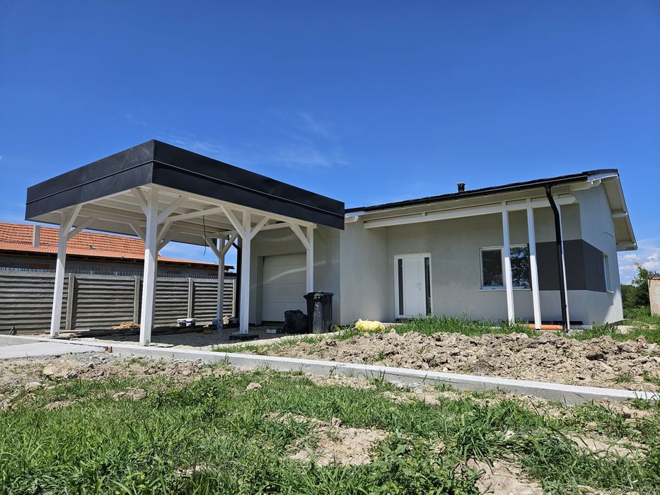 Constructor case de lemn