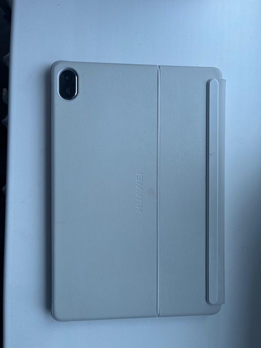 Продам планшет хорошим сост