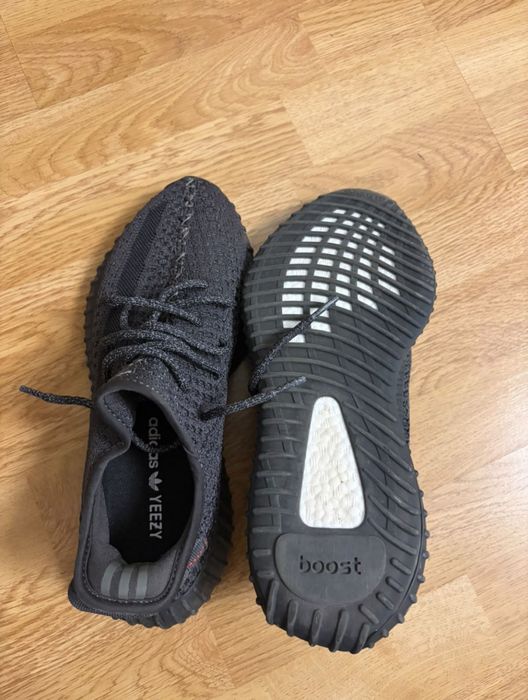 Vând Adidas yeezy 350 v2 reflective 100% originali!