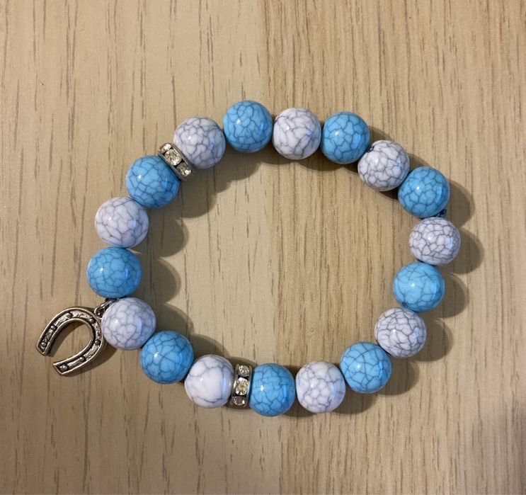 3  ръчно направени гривнички