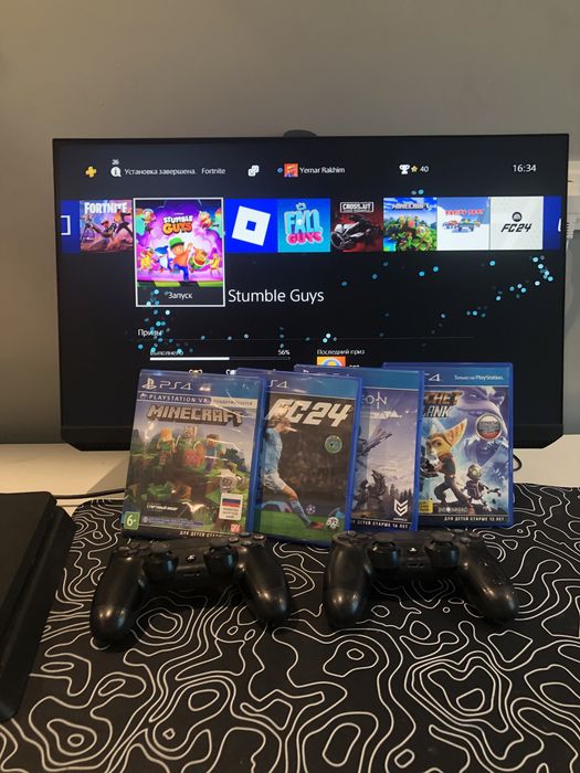 PS4 slim 1tb 2 джостика
