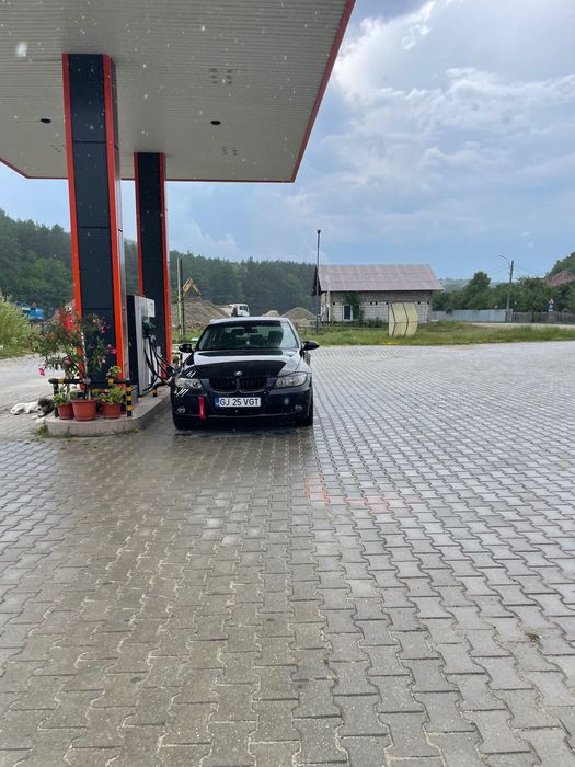 BMW e90 2007 318i