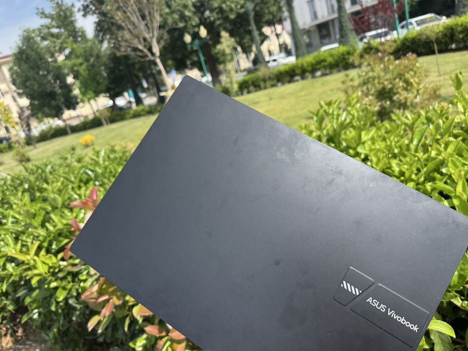 ASUS Vivobook M1605Y (black)