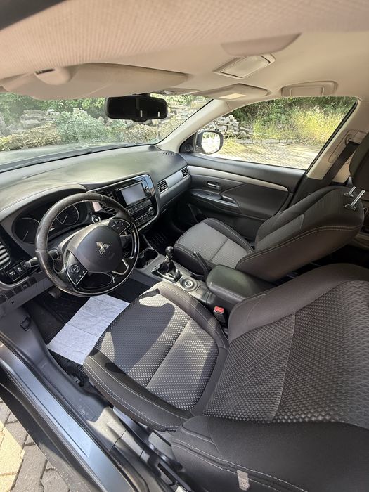 Mitsubishi OUTLANDER 7locuri 4x4  GARANTIE 1 an