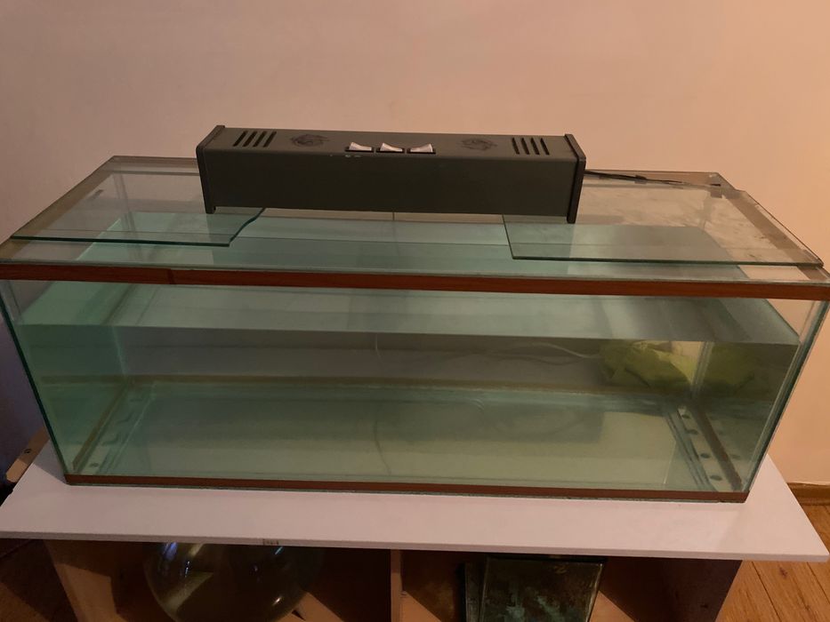 Аквариум большой