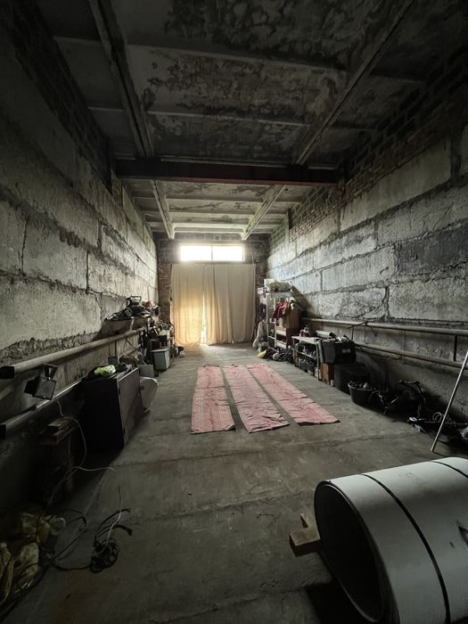 Продам  гаражные боксы