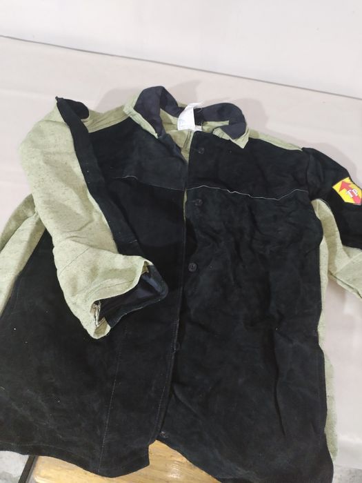 Продам сварочный костюм