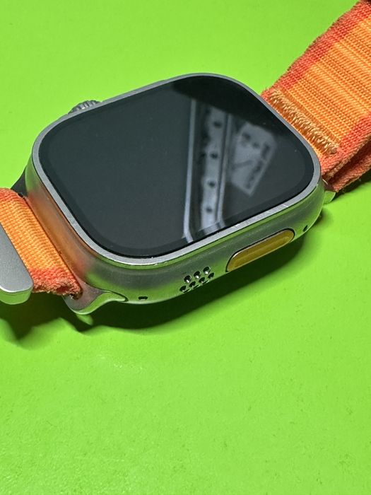 Apple Watch Ultra 2022 49mm, GPS + Cellular, Titanium,