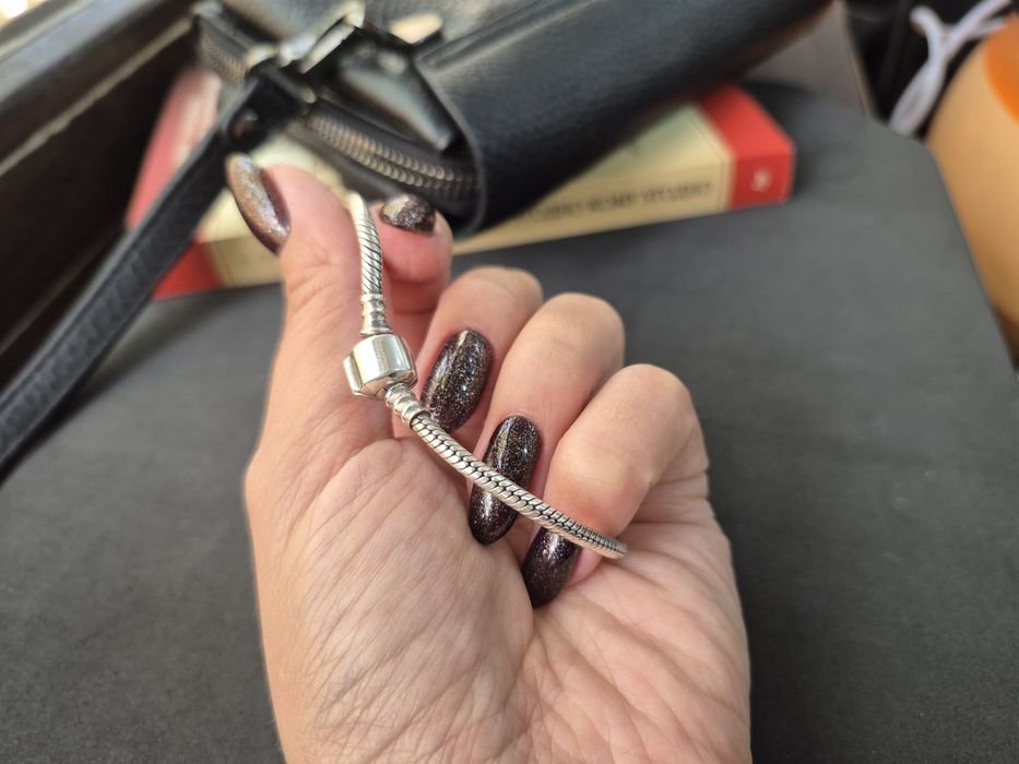 Продам браслет Pandora  20 размер