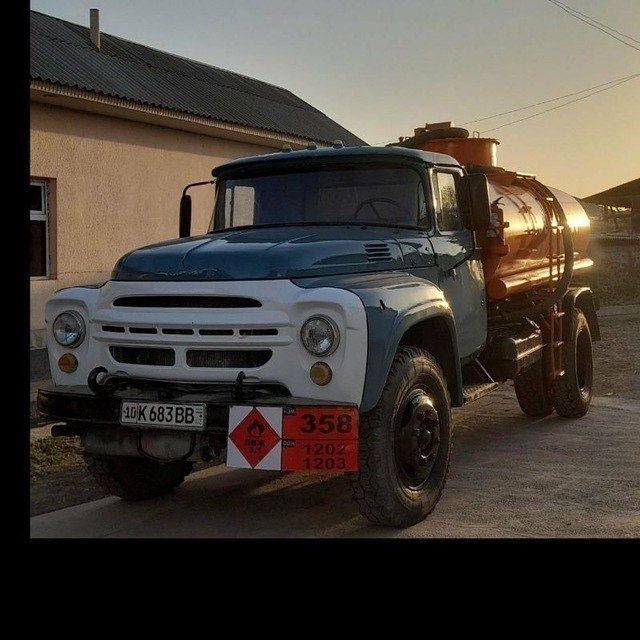 Зил бензовоз сотилади