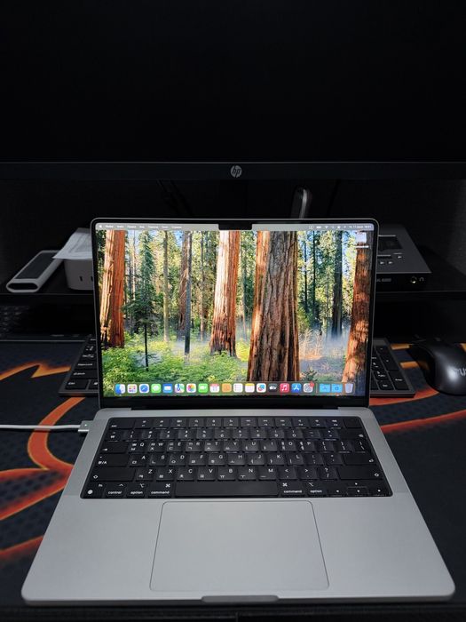 Apple MacBook Pro M3 8Gb RAM 1TB SSD Емкость 100% Циклов 85