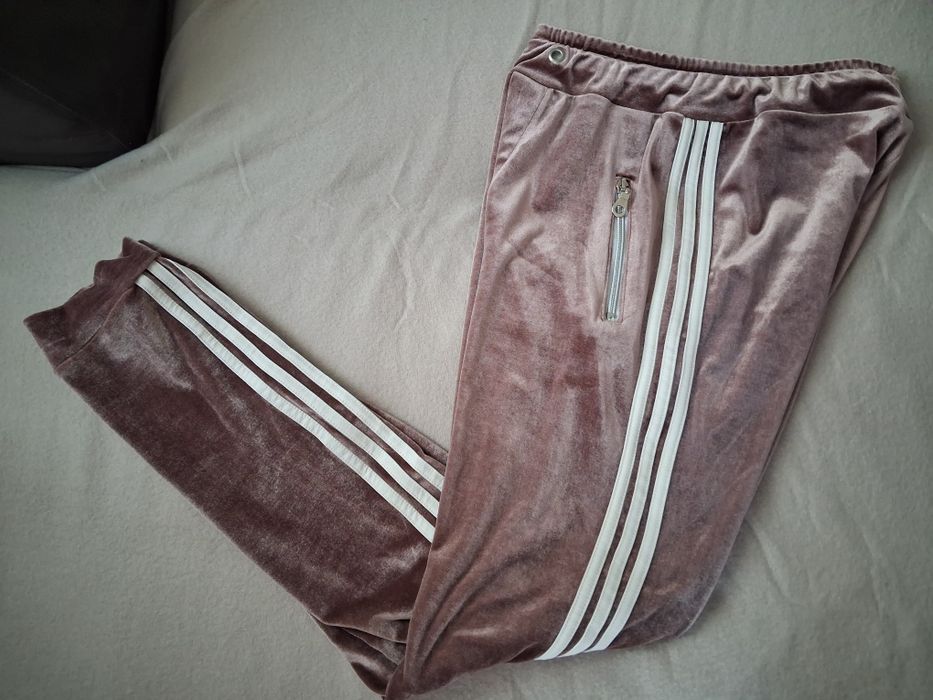 ADIDAS долници S,M,L