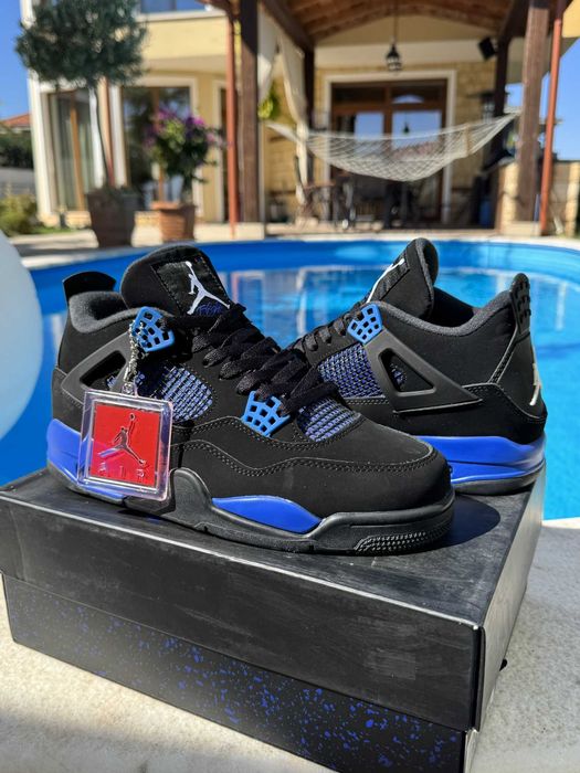 Jordan 4 Game Royal 44 EUR Кецове Нови + Кутия