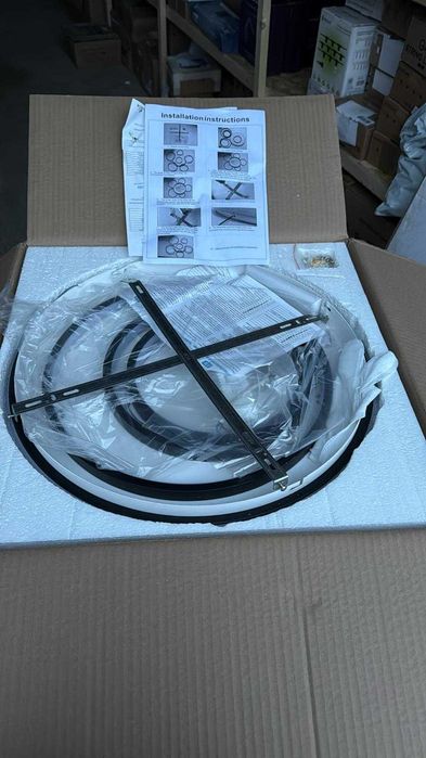 Plafoniere și corpuri de perete