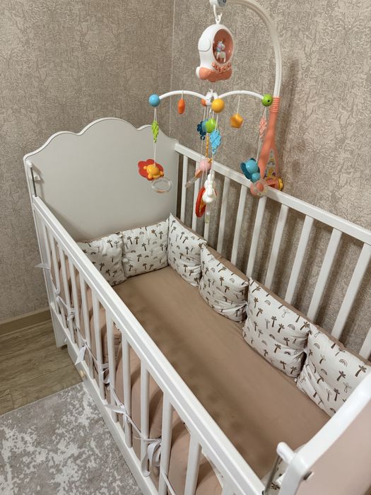 Детская кроватка