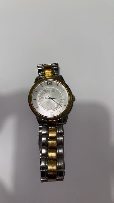 Ceas bărbați/unisex Kenneth Cole Reaction – Nefuncțional / Pentru piese sau baterie