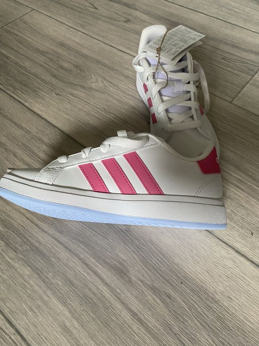 Кроссовки Adidas оригинал 33 размер