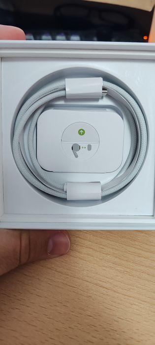 Airpods Pro 2 USB-C și anc
