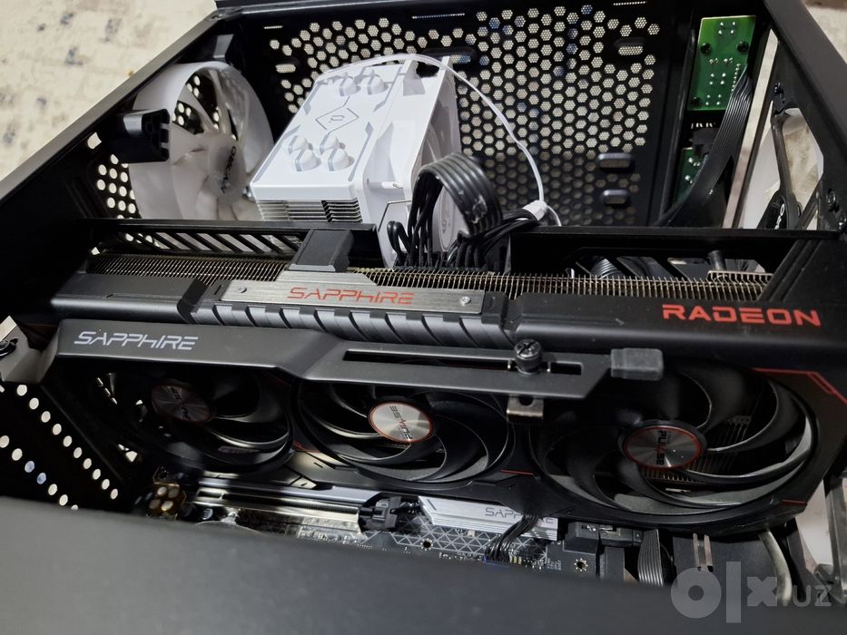 RX 9070XT 16GB Saphire pulse