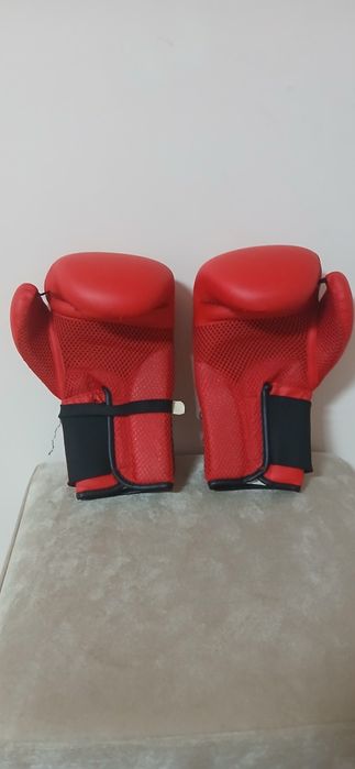 Mănuși box 8OZ roșu