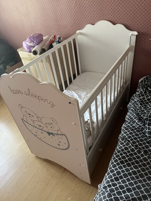 Детская кроватка