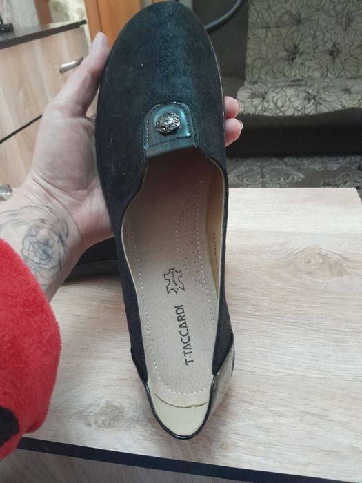 Продам туфли новые 41 размер.