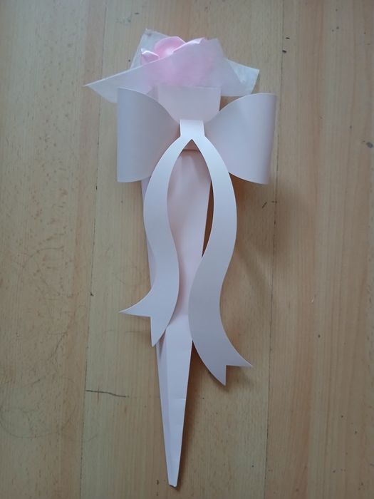 Ръчно изработени сатенени рози и фоамени