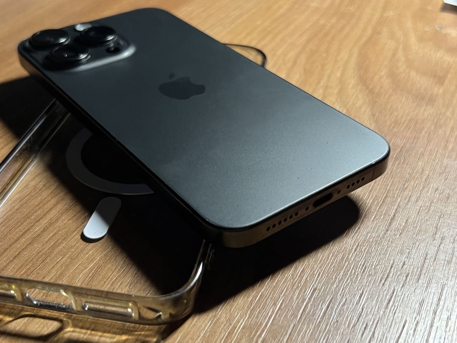 iPhone 15 Pro Max 256 GB Black Titanium Negru