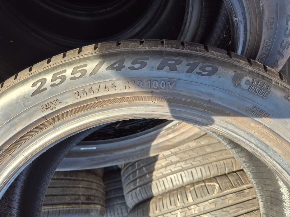 2 Anvelope de VARA - 255/45/19 - PIRELLI - APP NOI - DOT 2023 !