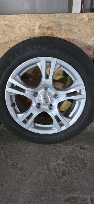BMW джанти със гуми 205/55/16. 7J×16. ET45  5×120
