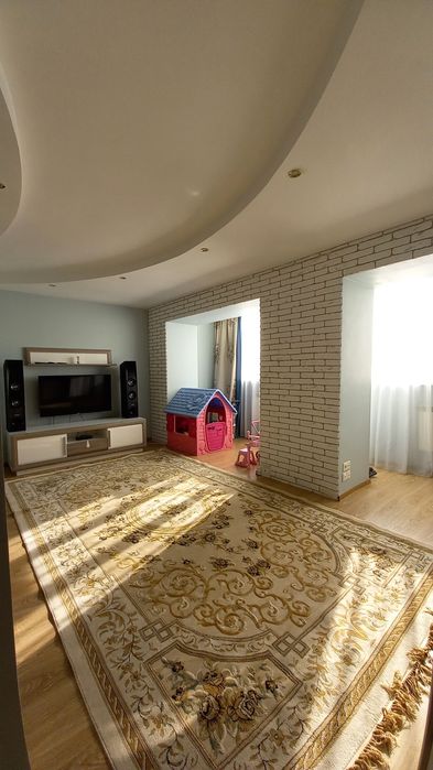 Недвижимость  квартира