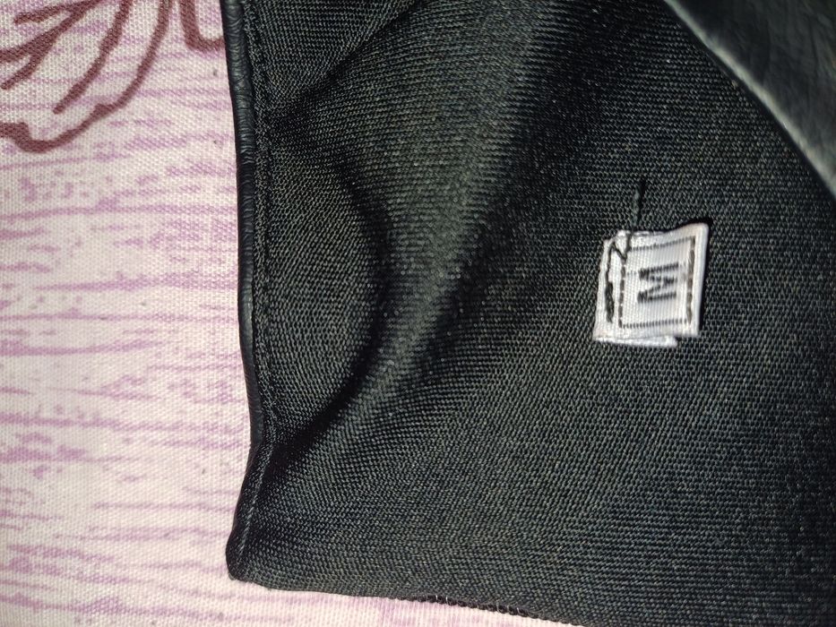 Рокля с кожени елементи