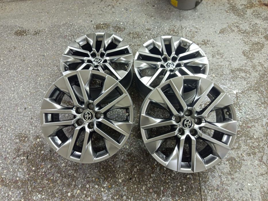 Продам  диски  на RAV 4