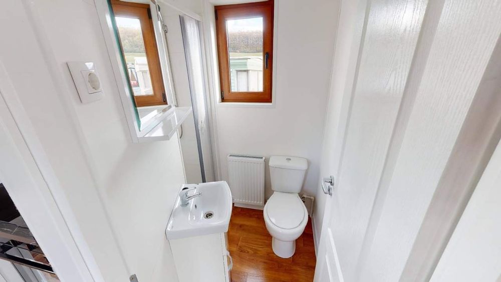 Teren intravilan Rausor 900 mp si cabana